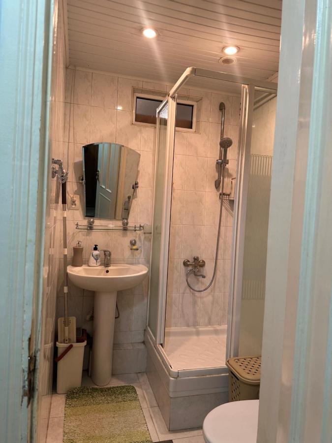 Yerevan Nice Apartment With Balcony For Rent Екстериор снимка